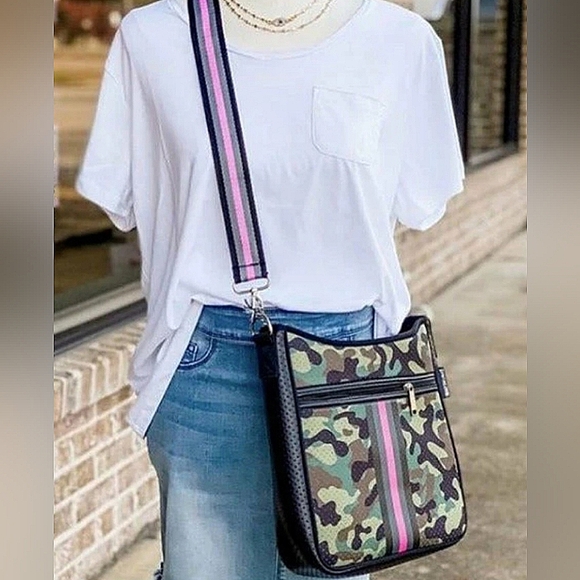 PreneLOVE messenger bag - Picture 2 of 8